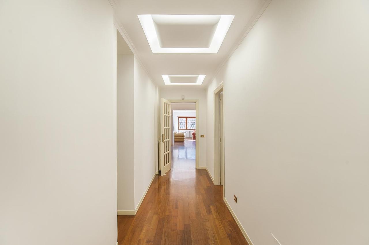 Eur Luminous And Large Family Terrace Apartment ローマ エクステリア 写真